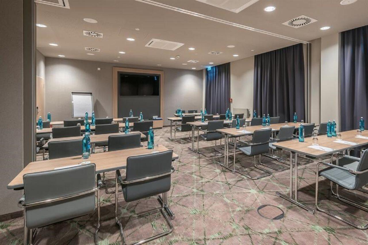 Holiday Inn - Hamburg - Berliner Tor By Ihg Экстерьер фото