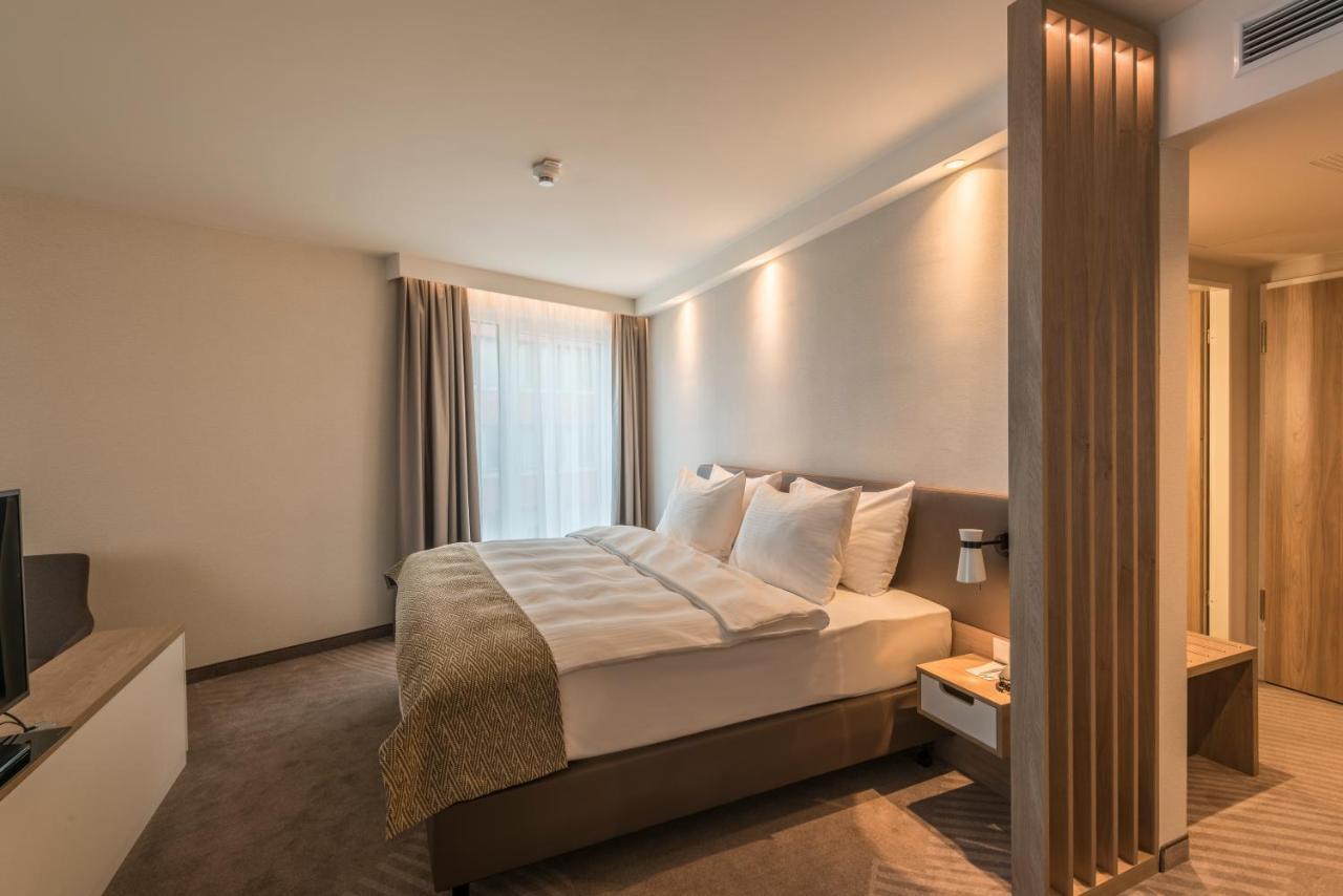 Holiday Inn - Hamburg - Berliner Tor By Ihg Экстерьер фото